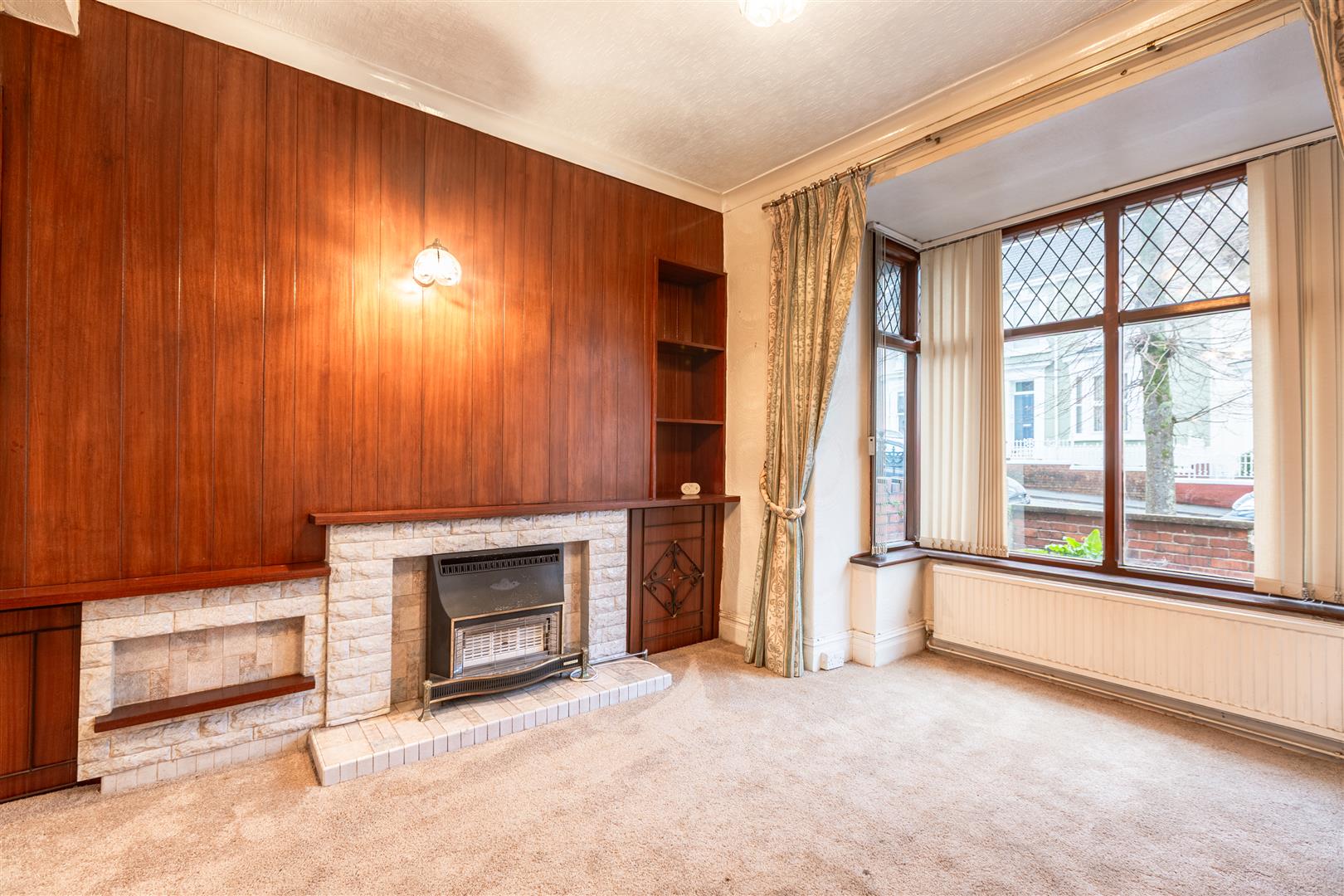 College Hill, Llanelli, SA15 1EL